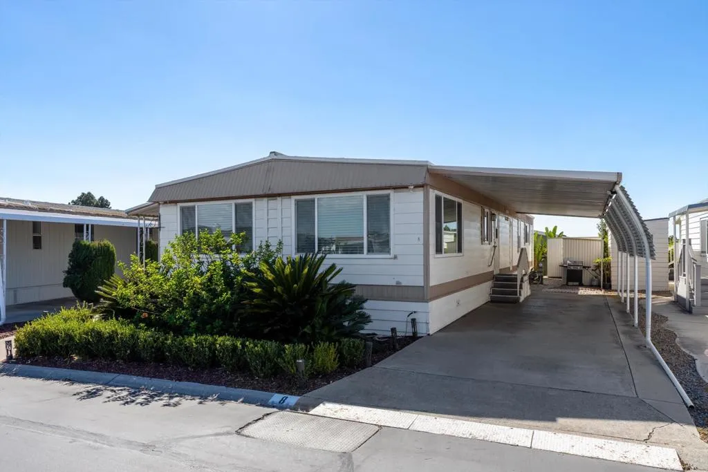 https://cdn.realtyfeed.com/cdn/127/307096435/ebe1ce2391dfc18072882788418484ac.webp