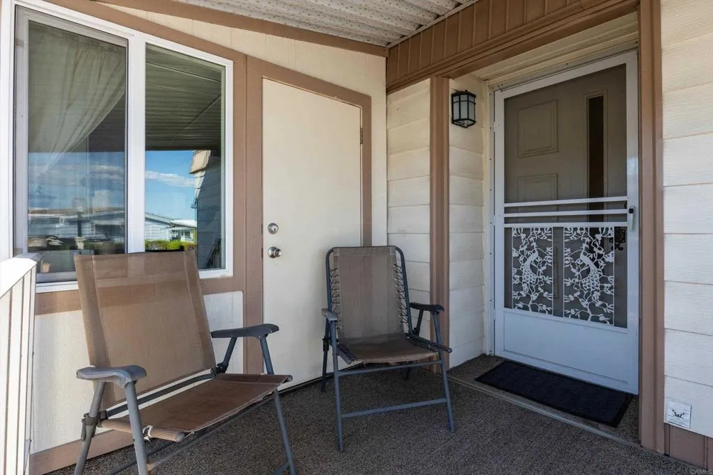 https://cdn.realtyfeed.com/cdn/127/307096435/f8cb54d34aa3218b87a96bdd3609347b.webp