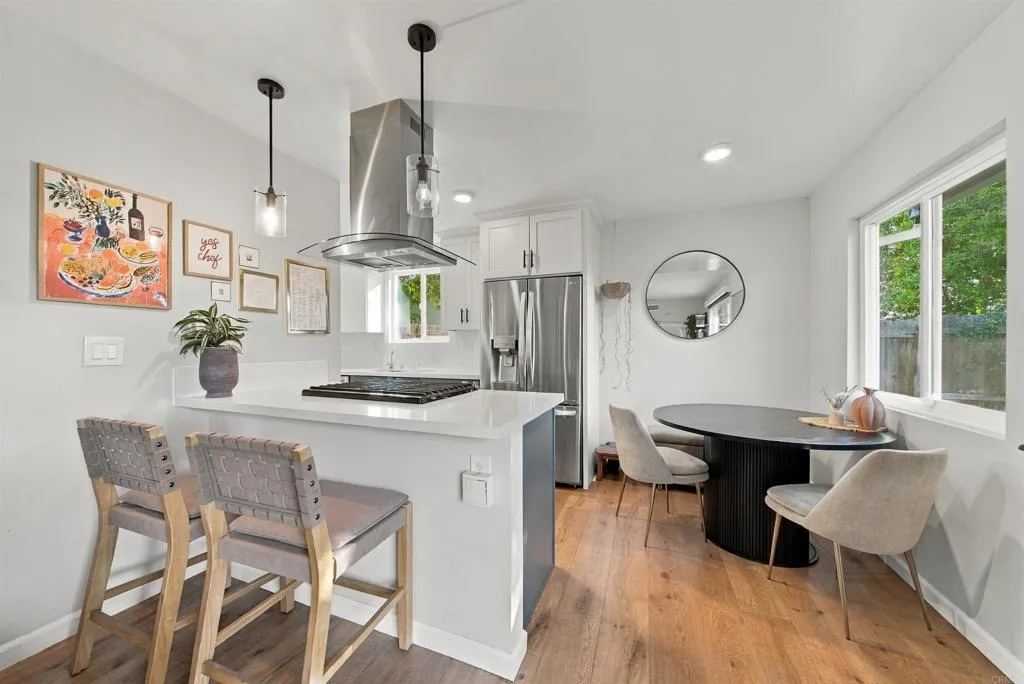 https://cdn.realtyfeed.com/cdn/127/307096575/1a6cc92e083316ed718c6ba50767bc0e.webp