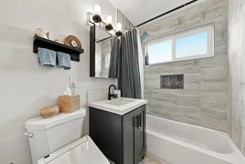 https://cdn.realtyfeed.com/cdn/127/307096575/a8e660b8720344c69c42dc9db298a2af.webp