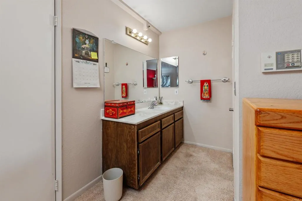 https://cdn.realtyfeed.com/cdn/127/307096578/dc7b0cb7790d1bdce0fbdd479f7d4c69.webp