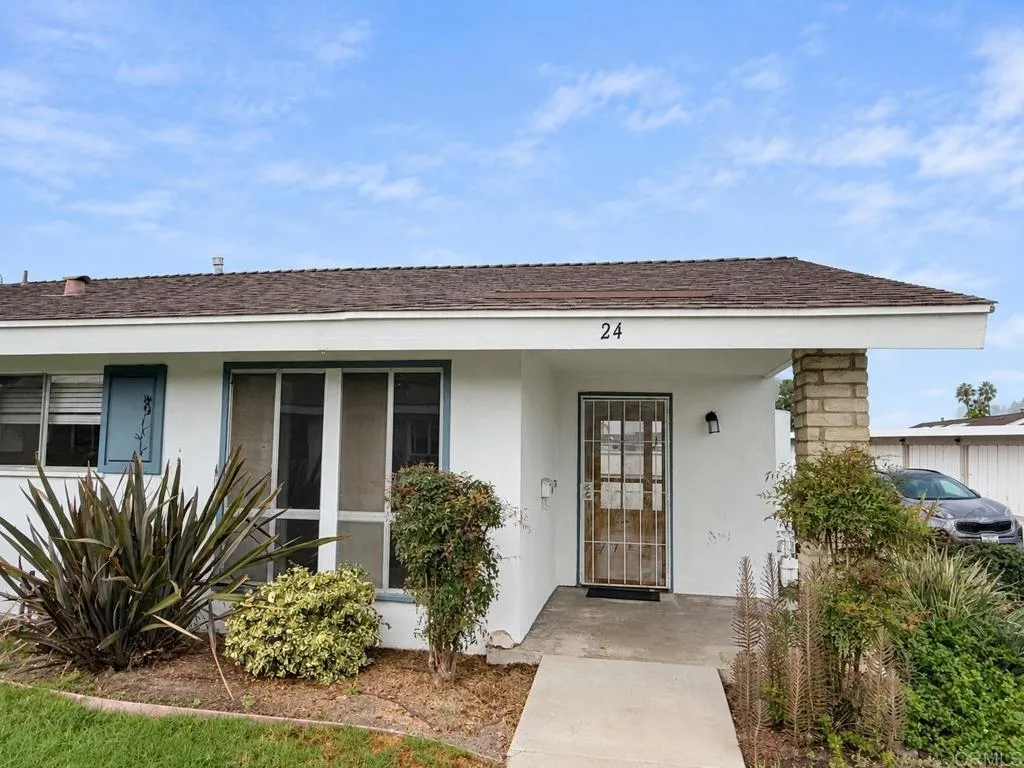 3615 Vista Bella Unit 24, Oceanside, CA 92057 - Photo 2 of 26, Oceanside, CA