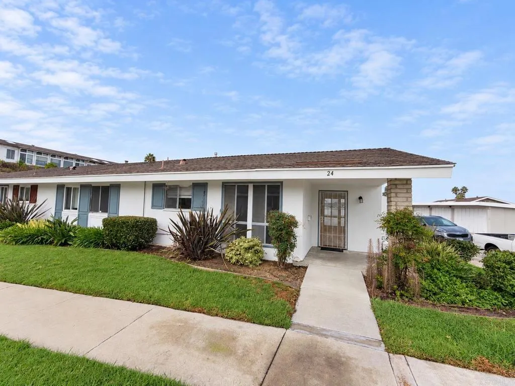 3615 Vista Bella 24