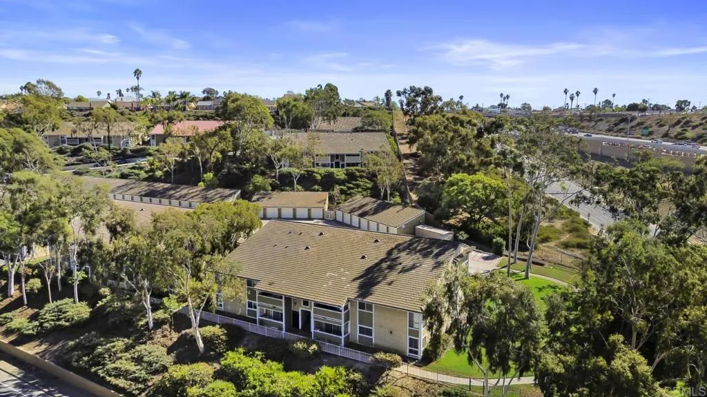 https://cdn.realtyfeed.com/cdn/127/307096646/12913df23666f981f4786b1dea4bc6ca.webp