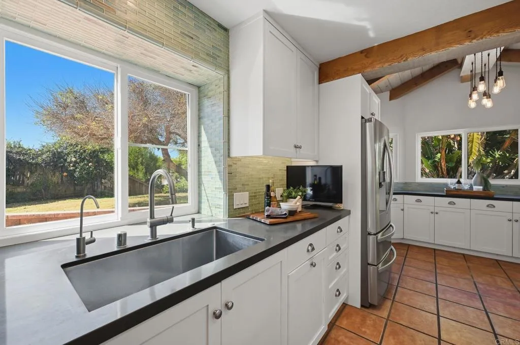 https://cdn.realtyfeed.com/cdn/127/307096657/0ce598d6d9f5287d7d73682de8d0df37.webp