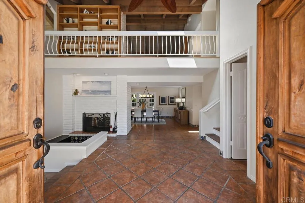https://cdn.realtyfeed.com/cdn/127/307096657/ccdd00c540c7b9827a1997bbeebfcc22.webp