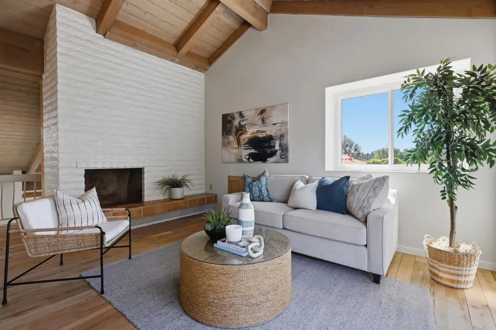 https://cdn.realtyfeed.com/cdn/127/307096657/fa81cb34aaafc31b1c7d527031e894fa.webp