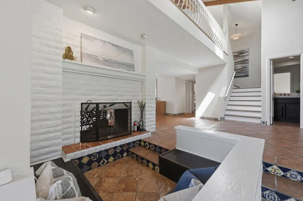 https://cdn.realtyfeed.com/cdn/127/307096657/fdba8287c800aab0ad35f7a0e91556b3.webp
