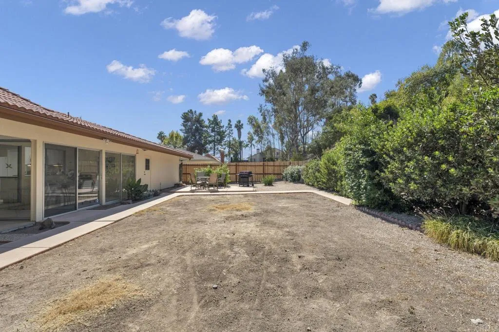 https://cdn.realtyfeed.com/cdn/127/307096703/4e16b44aaaf9dbdd4d5a8cba72ee8d17.webp
