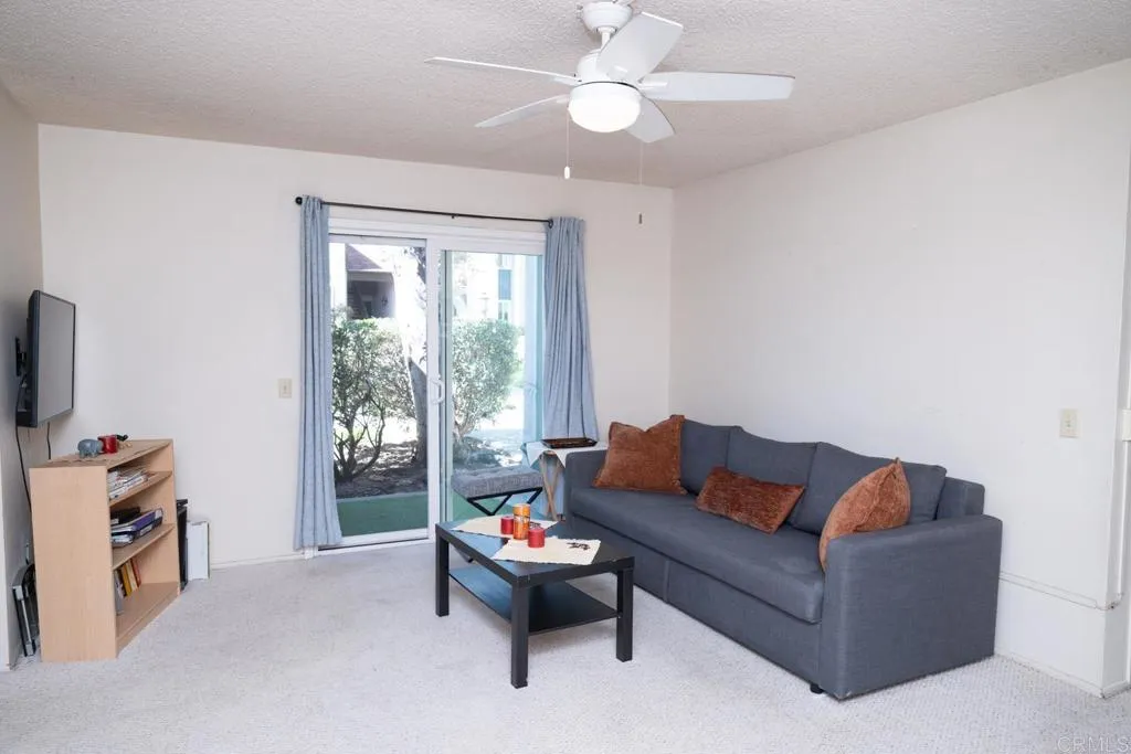 https://cdn.realtyfeed.com/cdn/127/307096768/8e8fea18e2da516d769d9d969160dbb2.webp