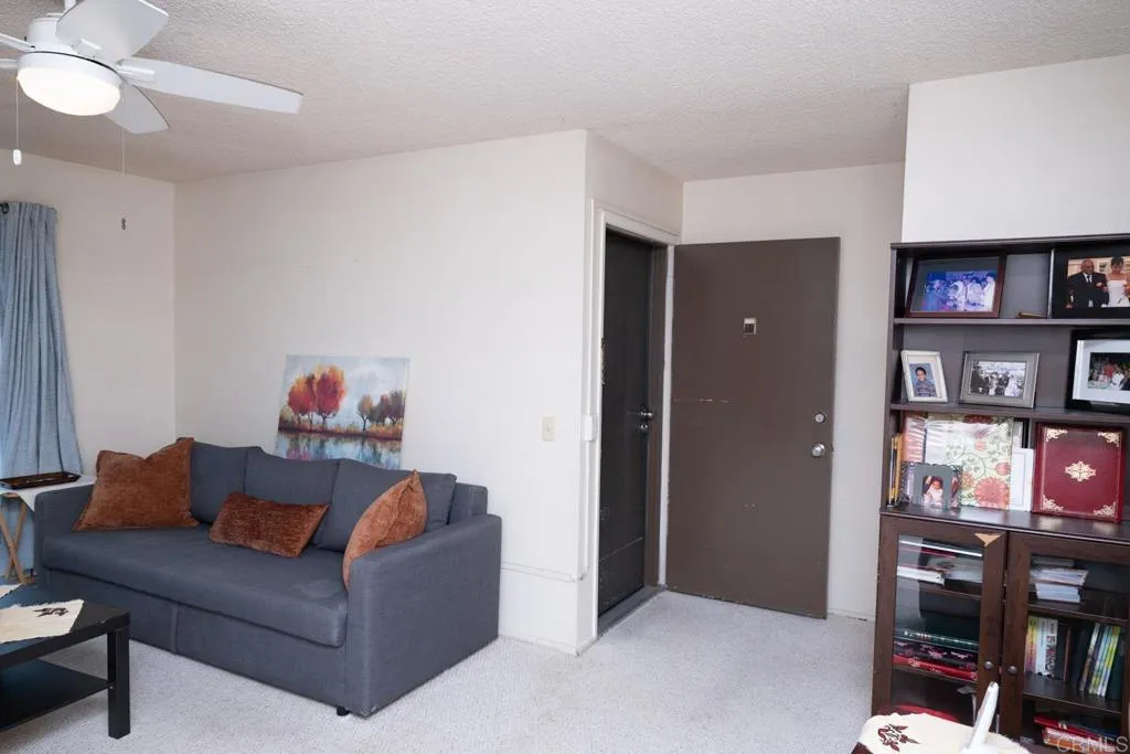https://cdn.realtyfeed.com/cdn/127/307096768/a49ea6769c9eb671b60118492bc69899.webp