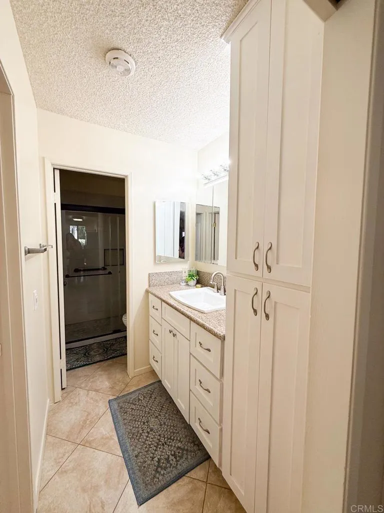 https://cdn.realtyfeed.com/cdn/127/307096768/b7fb80701e5554f2625759c3dbbc692f.webp