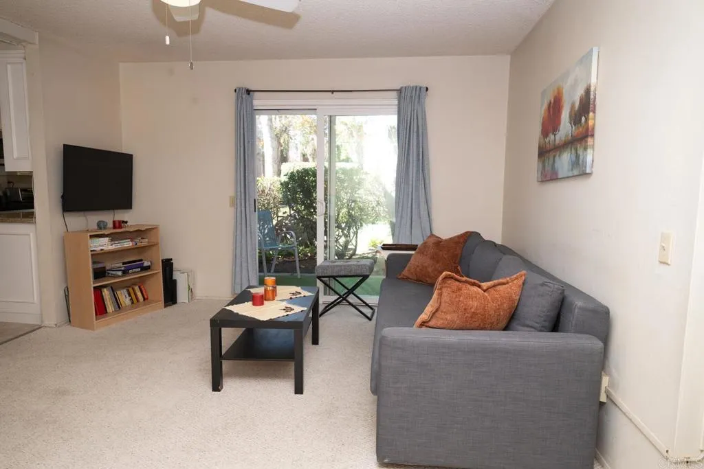 https://cdn.realtyfeed.com/cdn/127/307096768/e1e9d53aaacefac8ae4a57f66af0bcae.webp