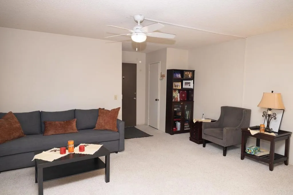 https://cdn.realtyfeed.com/cdn/127/307096768/e7ab3a6b205b061b2cf31aa6cc29f5d3.webp