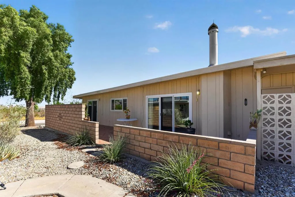 https://cdn.realtyfeed.com/cdn/127/307096869/e457d71b509e7afdc1d415ac9bf9e418.webp