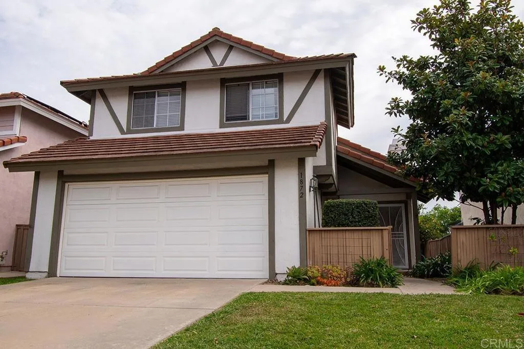 1872 Teakwood Way