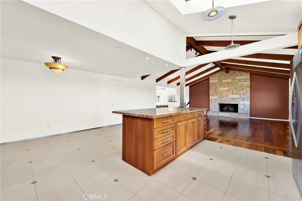 https://cdn.realtyfeed.com/cdn/127/307097027/163535542fe60573c4ad62eef42991a9.webp