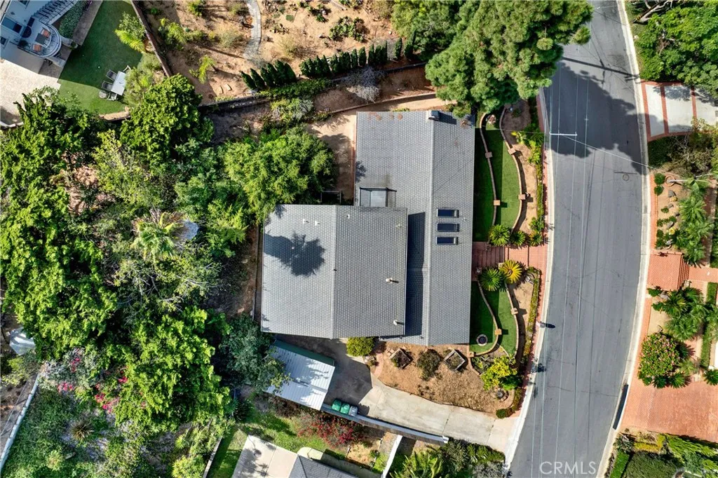https://cdn.realtyfeed.com/cdn/127/307097027/5cbeb1360375685f4de5b92d8d7766f1.webp