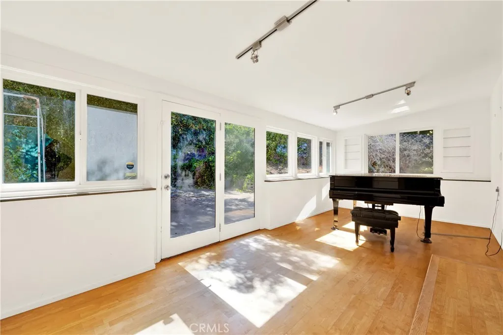 https://cdn.realtyfeed.com/cdn/127/307097027/c02f7a92c5cd1ed98fe0936635805aab.webp