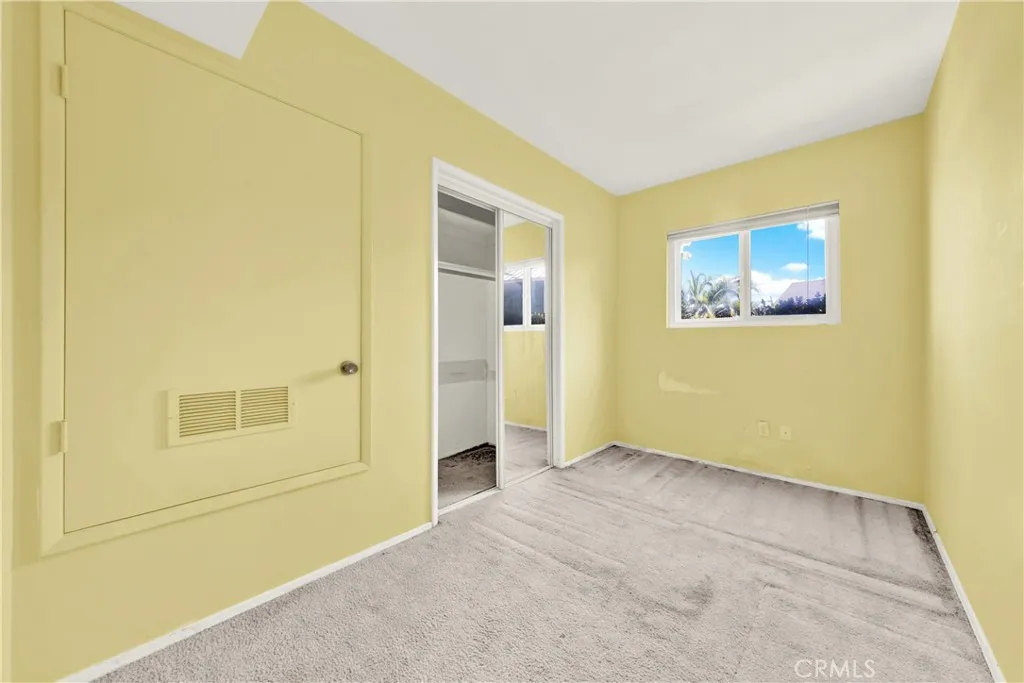https://cdn.realtyfeed.com/cdn/127/307097027/e0854f7cfdd0434d6ffa8d82d02635bd.webp