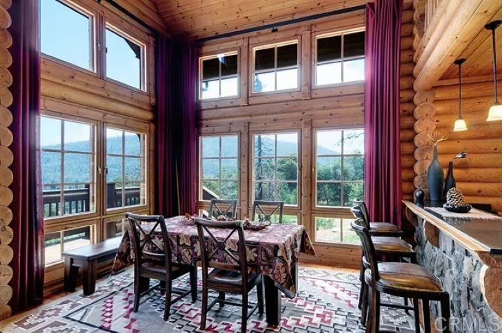 https://cdn.realtyfeed.com/cdn/127/307097030/ec0bbab30a653d2637a4526301d4784d.webp