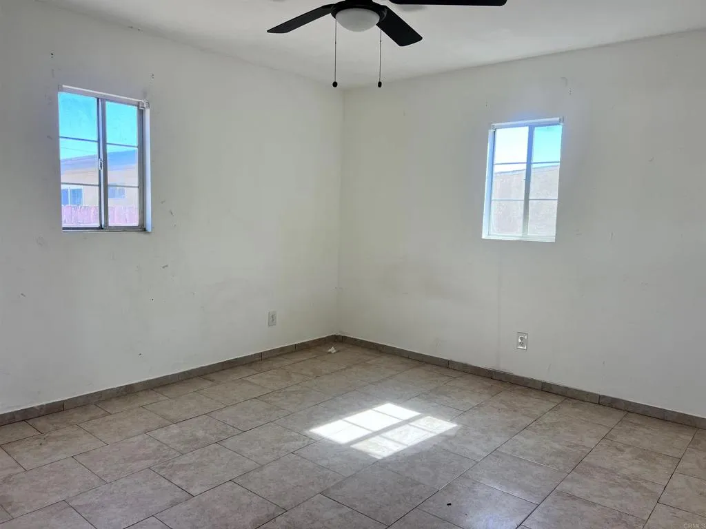 https://cdn.realtyfeed.com/cdn/127/307097032/ed01083d7bdc755fb41c04b3f20a1d3c.webp