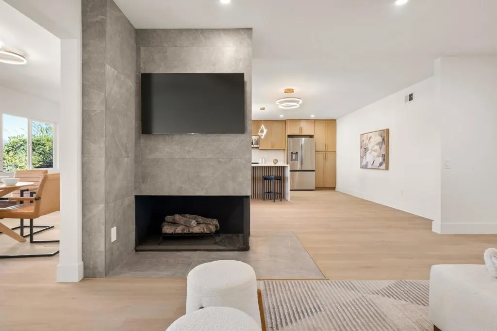 https://cdn.realtyfeed.com/cdn/127/307097045/9babfec1635efc50a50e9bace0e97e89.webp