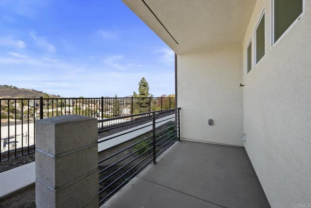 https://cdn.realtyfeed.com/cdn/127/307097051/07fa353ff82a9e9c417c14befbdcbcba.webp