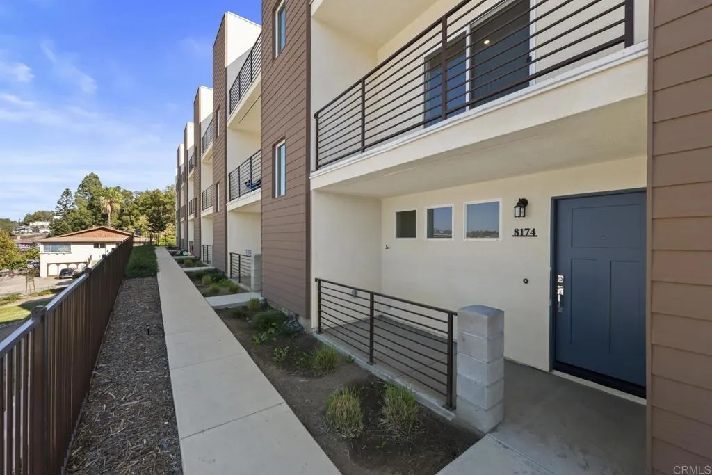 https://cdn.realtyfeed.com/cdn/127/307097051/0a1905a95bdbc3db92e20e5289bc1596.webp