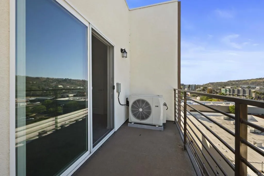 https://cdn.realtyfeed.com/cdn/127/307097051/8a0437d09fb76cce93fe7cc5f1691810.webp