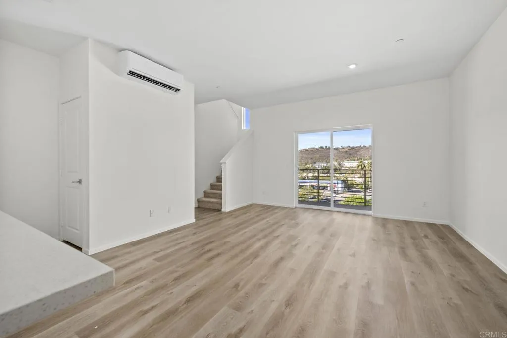 https://cdn.realtyfeed.com/cdn/127/307097051/c93554fbde939ff59f82a6291b140c62.webp