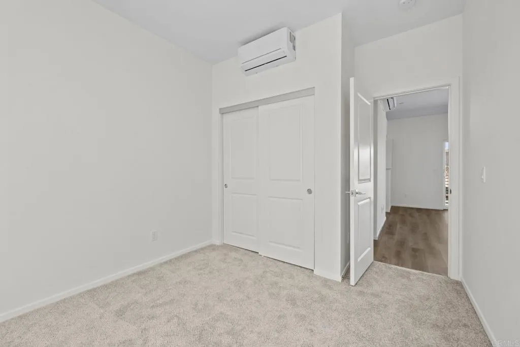 https://cdn.realtyfeed.com/cdn/127/307097051/f01a08af063eabddaa5cb518e78ca32e.webp