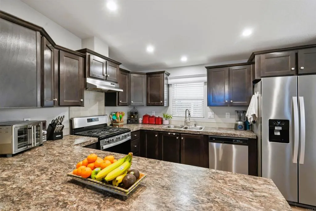 https://cdn.realtyfeed.com/cdn/127/307097082/2554a6de6be2e8f637f61bba54ba8545.webp