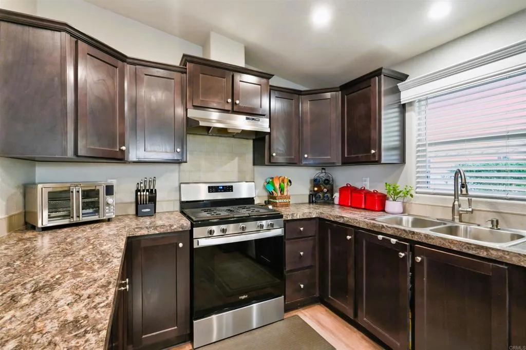 https://cdn.realtyfeed.com/cdn/127/307097082/4284944083de649adcd463184315b527.webp