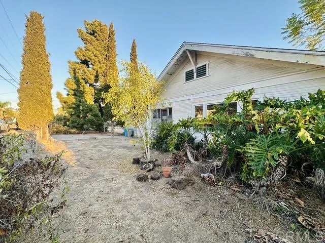 https://cdn.realtyfeed.com/cdn/127/307097095/01f416eadd5395f86d1ebfda85fd6eae.webp
