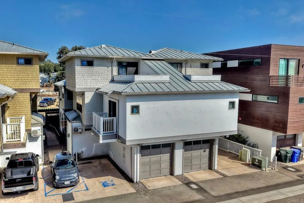 https://cdn.realtyfeed.com/cdn/127/307097147/050dd8a62eef24a522b0fc74d4319356.webp