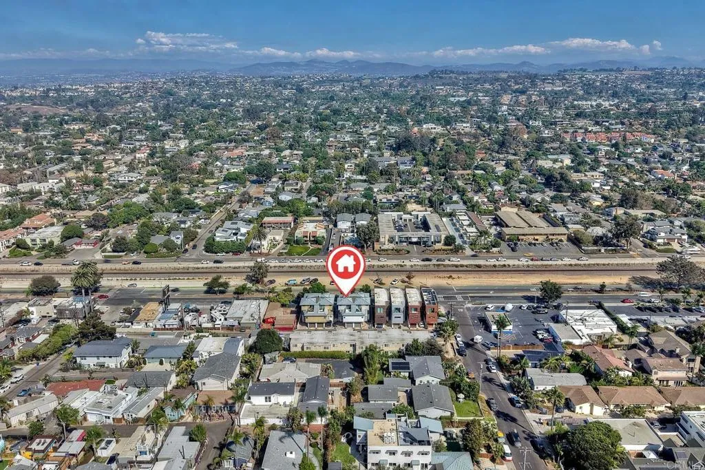 https://cdn.realtyfeed.com/cdn/127/307097147/3edb218e9c64a7a8ab0026bcd4c56c53.webp