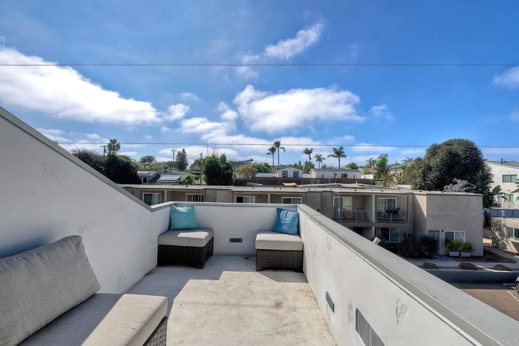 https://cdn.realtyfeed.com/cdn/127/307097147/6bf49e9e237cdb0d9f41fad0f3cc664e.webp