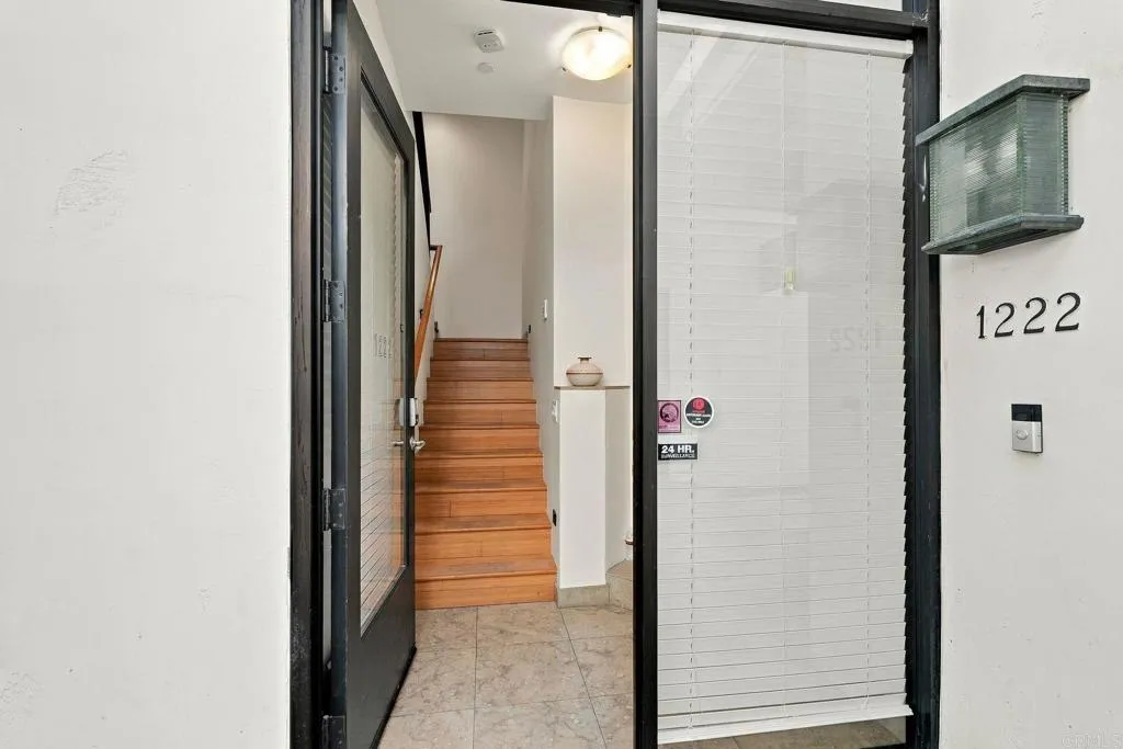 https://cdn.realtyfeed.com/cdn/127/307097147/a746155ea85e33572c3266ef66577453.webp
