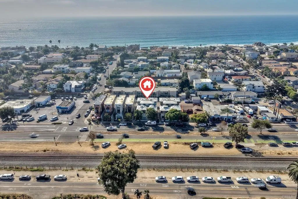 https://cdn.realtyfeed.com/cdn/127/307097147/c9f92e02175cf2a436c13e7d40772d62.webp