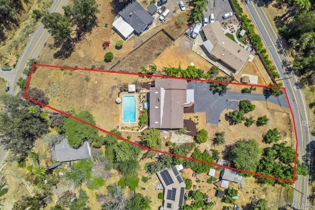 https://cdn.realtyfeed.com/cdn/127/307097153/181fbe39014855e32109bb676910cbf7.webp