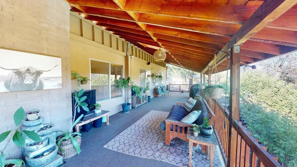 https://cdn.realtyfeed.com/cdn/127/307097153/f6b07f6e9b440e448ec5b7f608ee22ee.webp