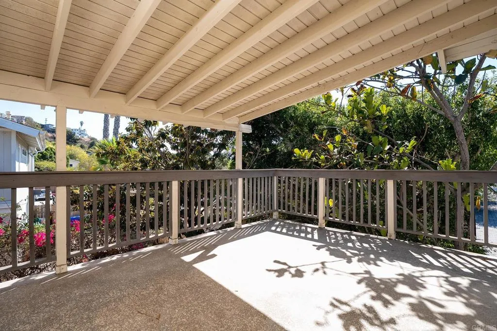 https://cdn.realtyfeed.com/cdn/127/307097159/054e6942b6bd8195aef530c7f6fdd3b5.webp