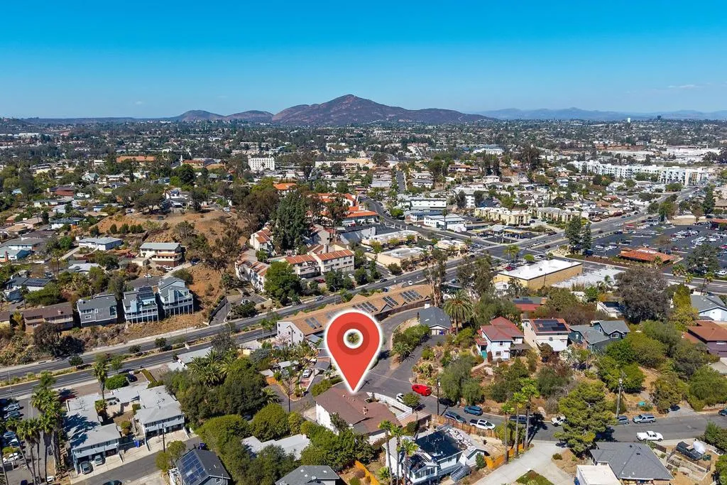 https://cdn.realtyfeed.com/cdn/127/307097159/68187707fa81f13c2621d6cfc9a910b1.webp