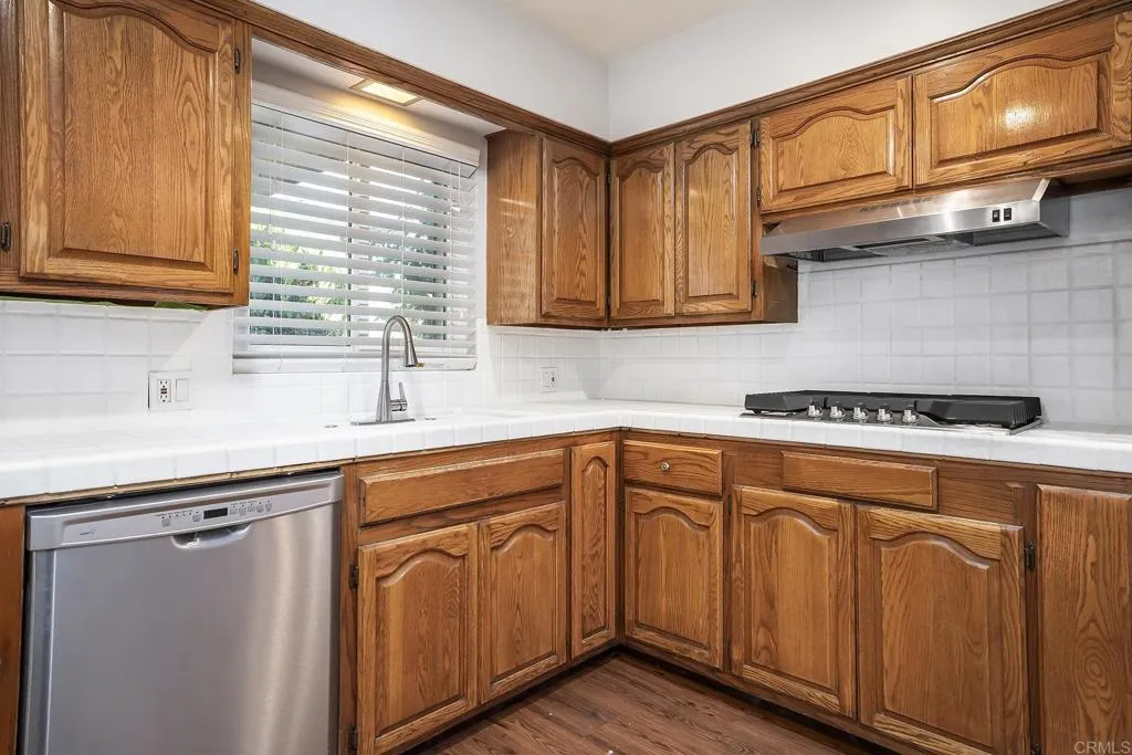7970 LEMON CIR, La Mesa, CA 91941