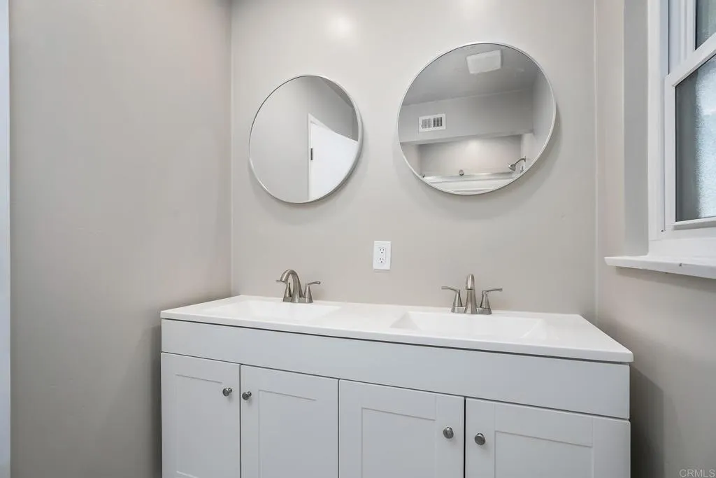 7970 LEMON CIR, La Mesa, CA 91941
