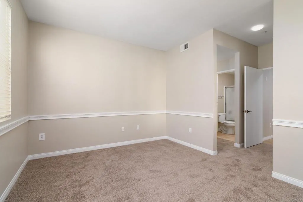 https://cdn.realtyfeed.com/cdn/127/307097225/5fec8f6374e610fa0055919655ad2255.webp