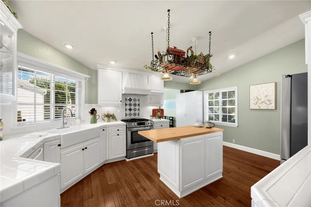 https://cdn.realtyfeed.com/cdn/127/307097298/05804d5225ce495a0b168c3f64b486e7.webp