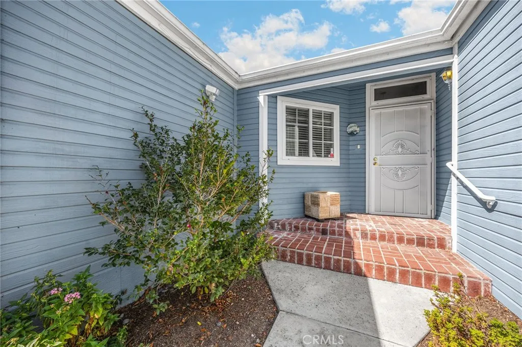 https://cdn.realtyfeed.com/cdn/127/307097298/1d6c019e8ac70a4597b8a51f1203ca8b.webp