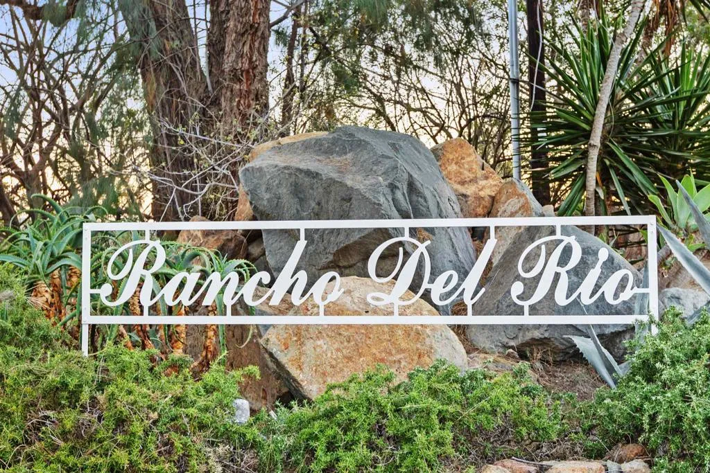 17543 Rancho del Rio, Rancho Santa Fe, CA 92067
